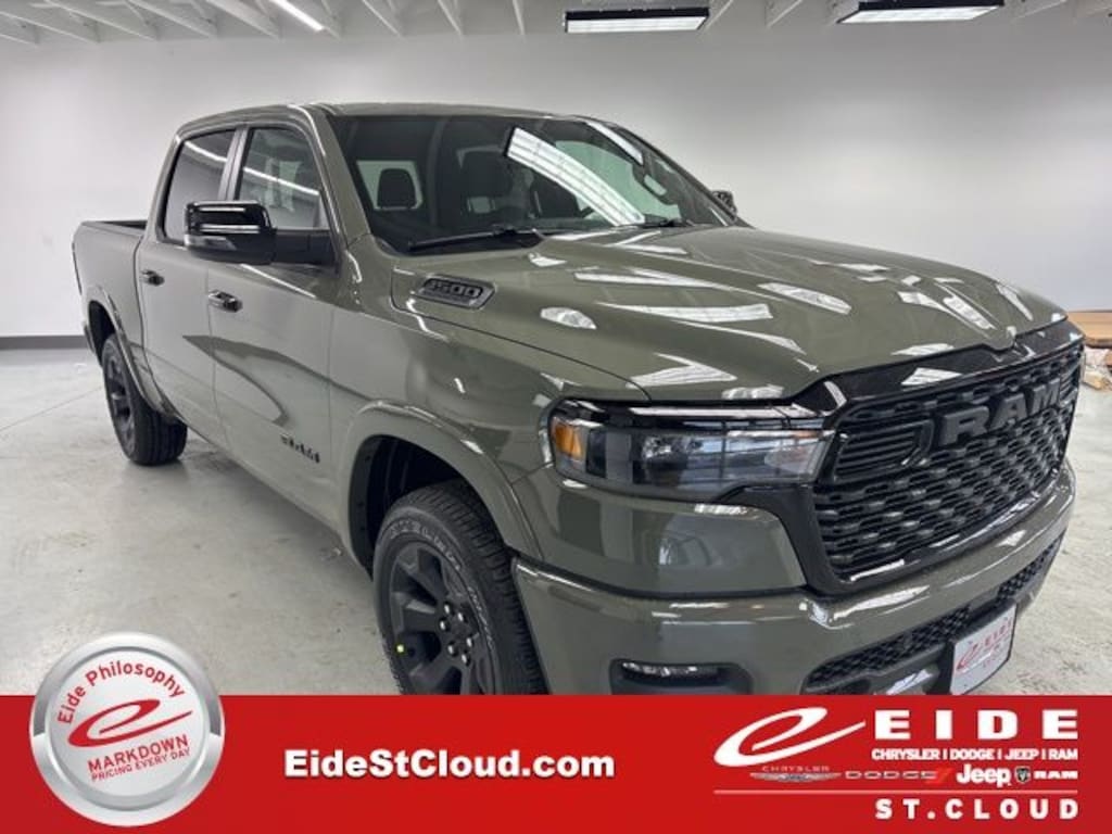 New 2026 Ram 1500 BIG HORN CREW CAB 4X4 5'7 BOX Pickup