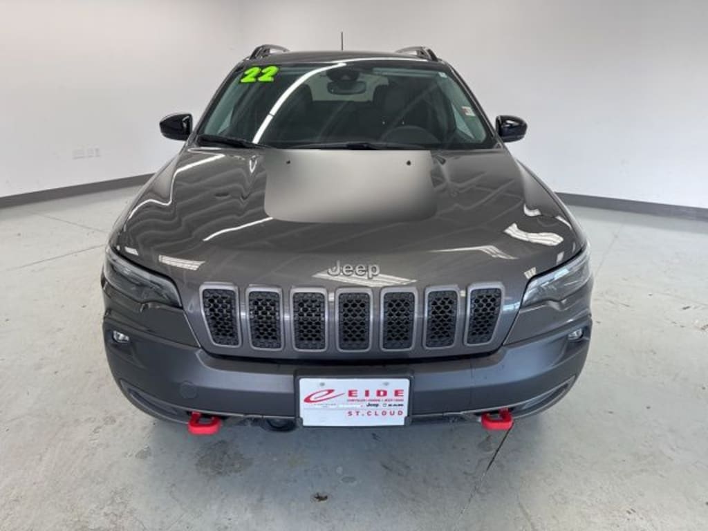 Used 2022 Jeep Cherokee Trailhawk SUV