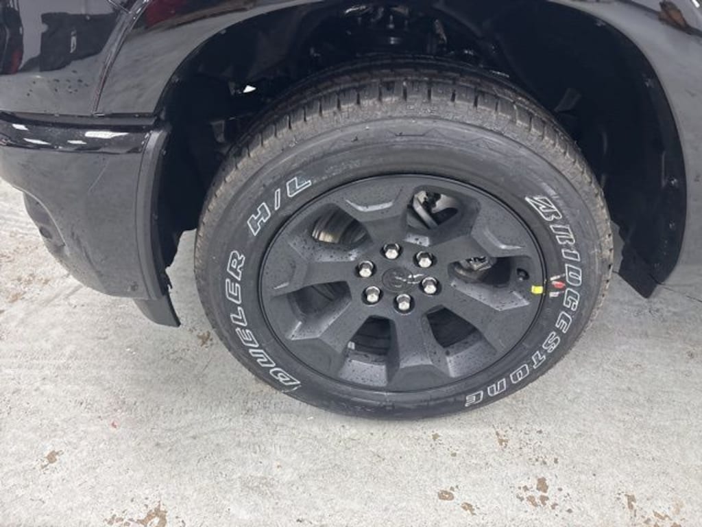 New 2026 Ram 1500 BIG HORN CREW CAB 4X4 5'7 BOX Pickup