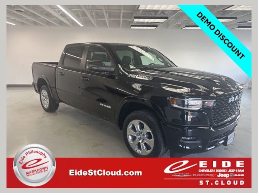 New 2026 Ram 1500 BIG HORN CREW CAB 4X4 5'7 BOX Pickup