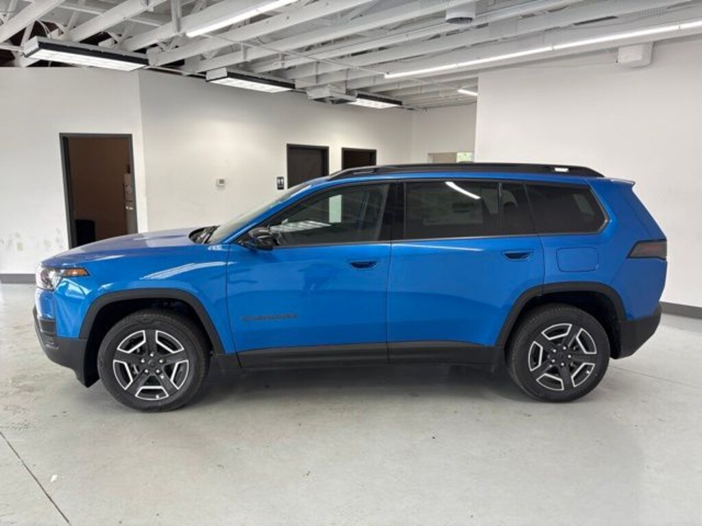 New 2026 Jeep Cherokee LAREDO 4X4 Sport Utility