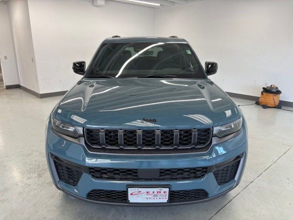 New 2026 Jeep Grand Cherokee LIMITED 4X4 Sport Utility