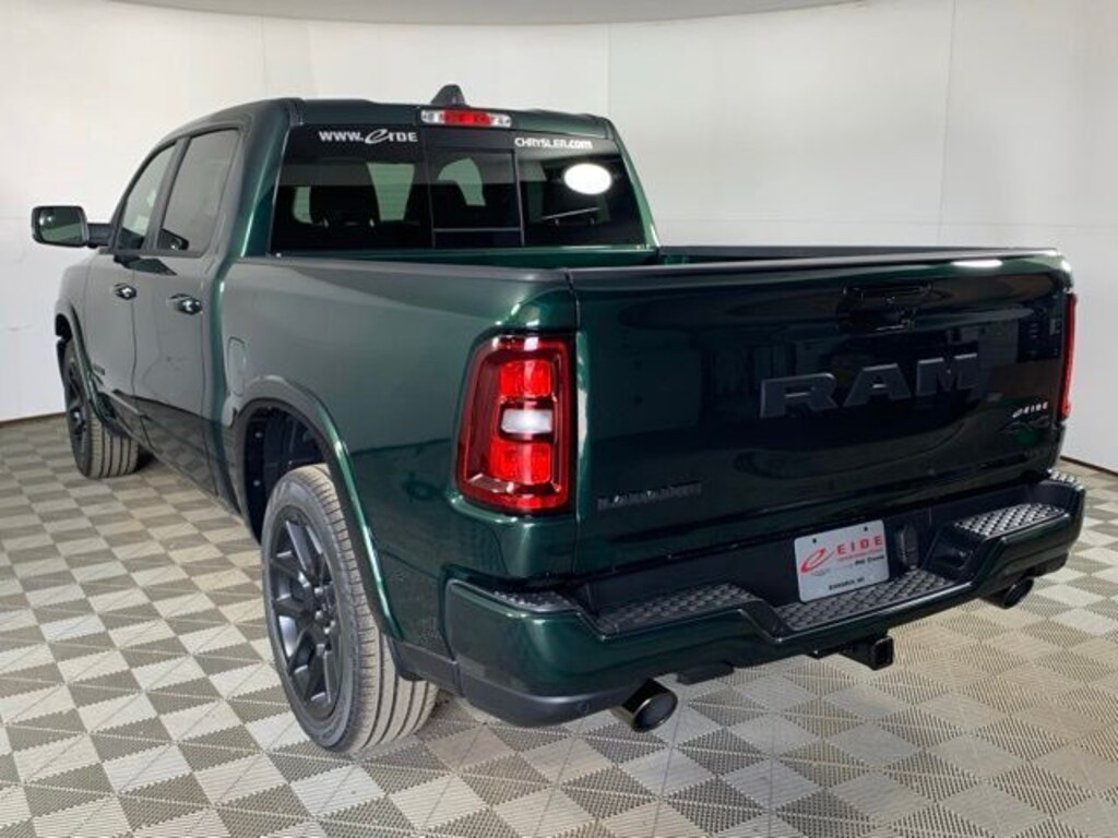 New 2026 Ram 1500 LARAMIE CREW CAB 4X4 5'7 BOX Pickup