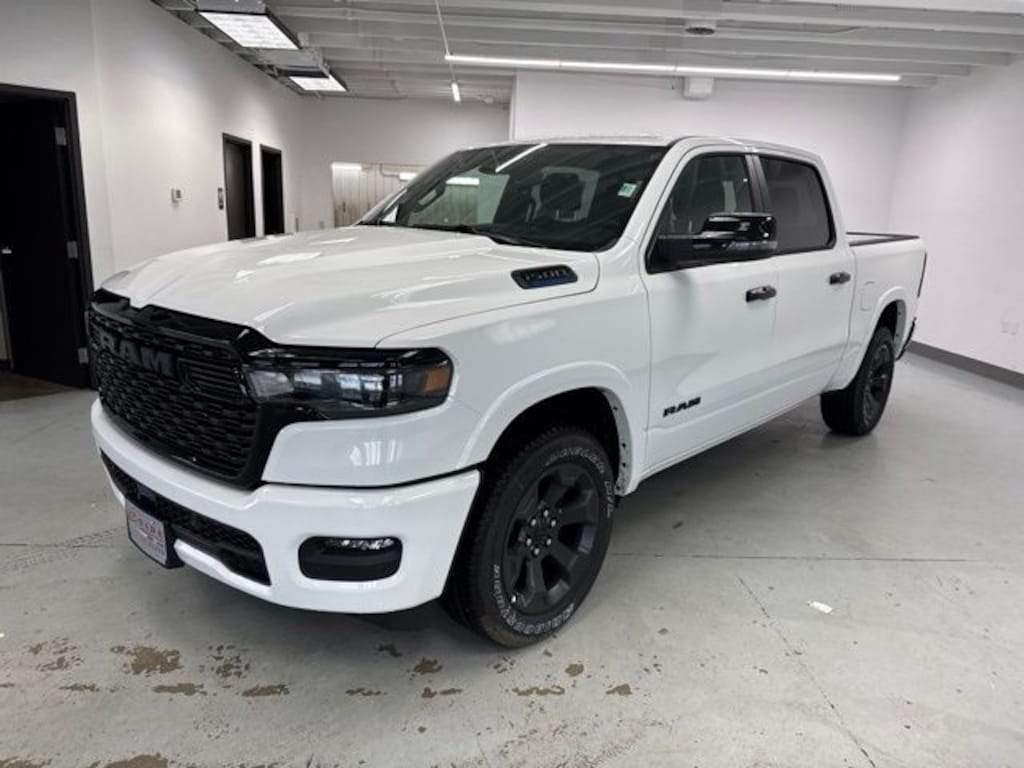New 2026 Ram 1500 BIG HORN CREW CAB 4X4 5'7 BOX Pickup