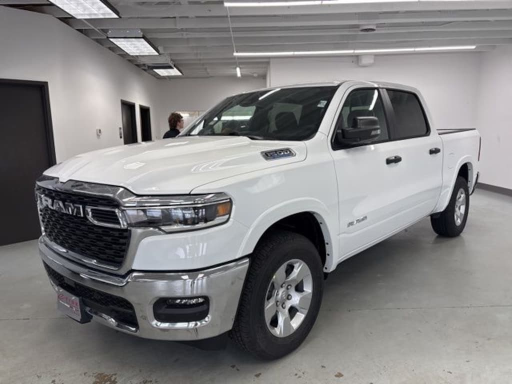 New 2025 Ram 1500 BIG HORN CREW CAB 4X4 5'7 BOX Pickup