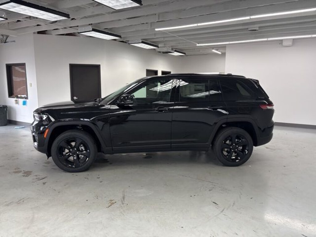 New 2025 Jeep Grand Cherokee ALTITUDE X 4X4 Sport Utility