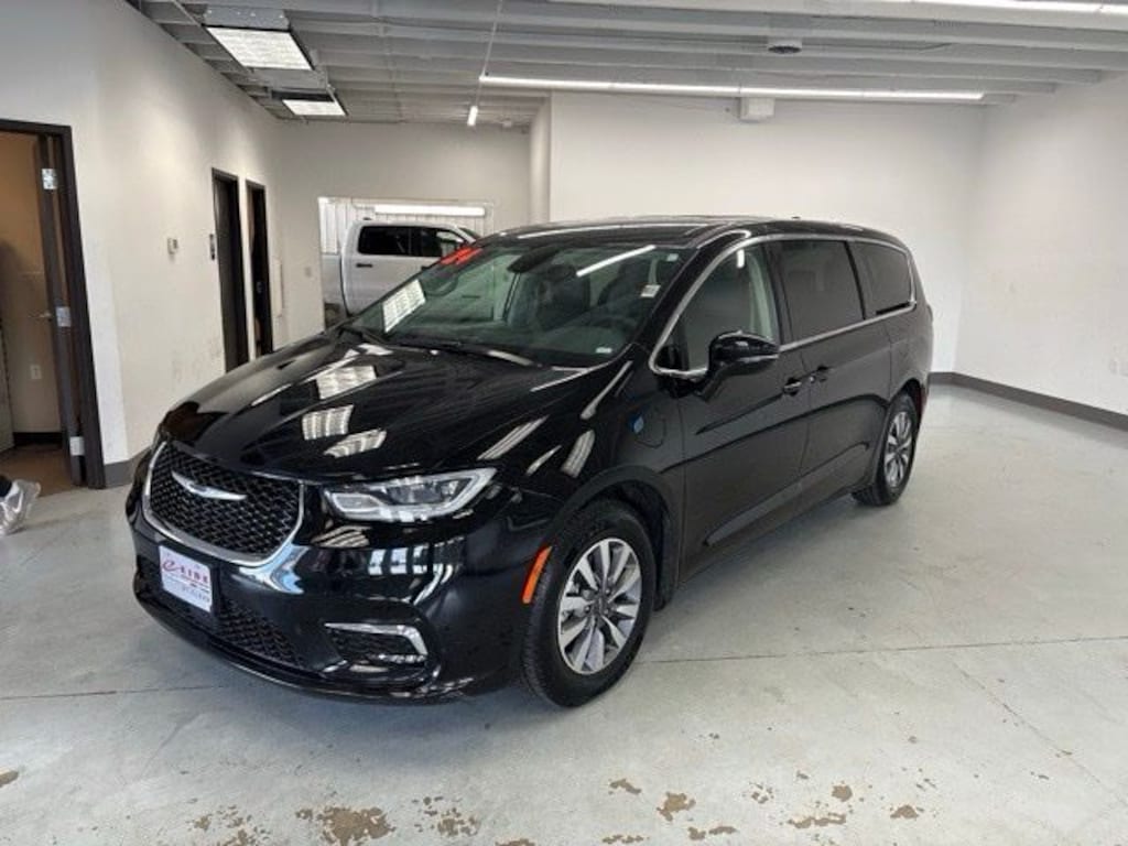 Used 2024 Chrysler Pacifica Hybrid Select Van Passenger Van