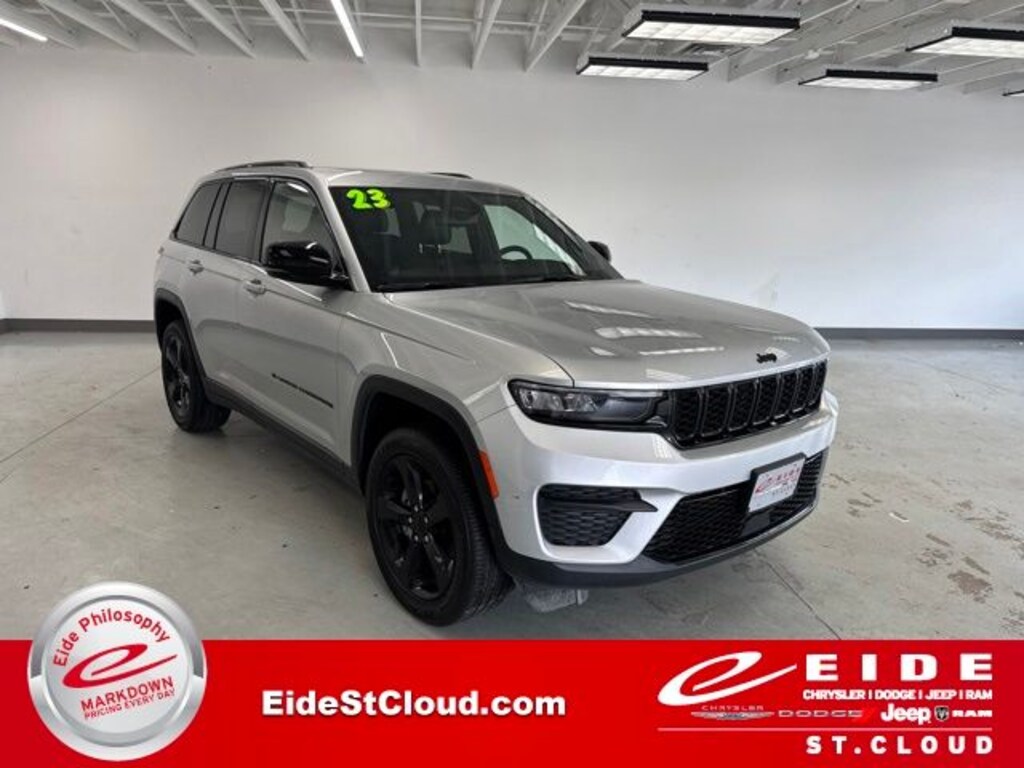 Used 2023 Jeep Grand Cherokee Altitude X SUV