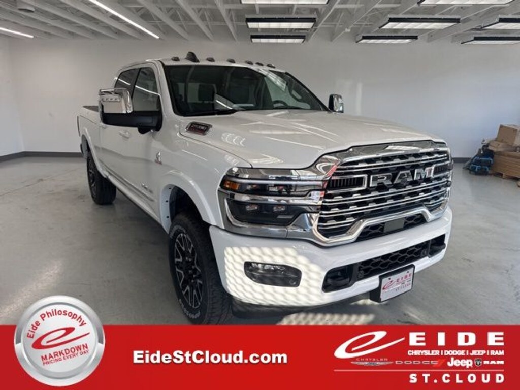 New 2026 Ram 2500 LIMITED CREW CAB 4X4 6'4 BOX Pickup