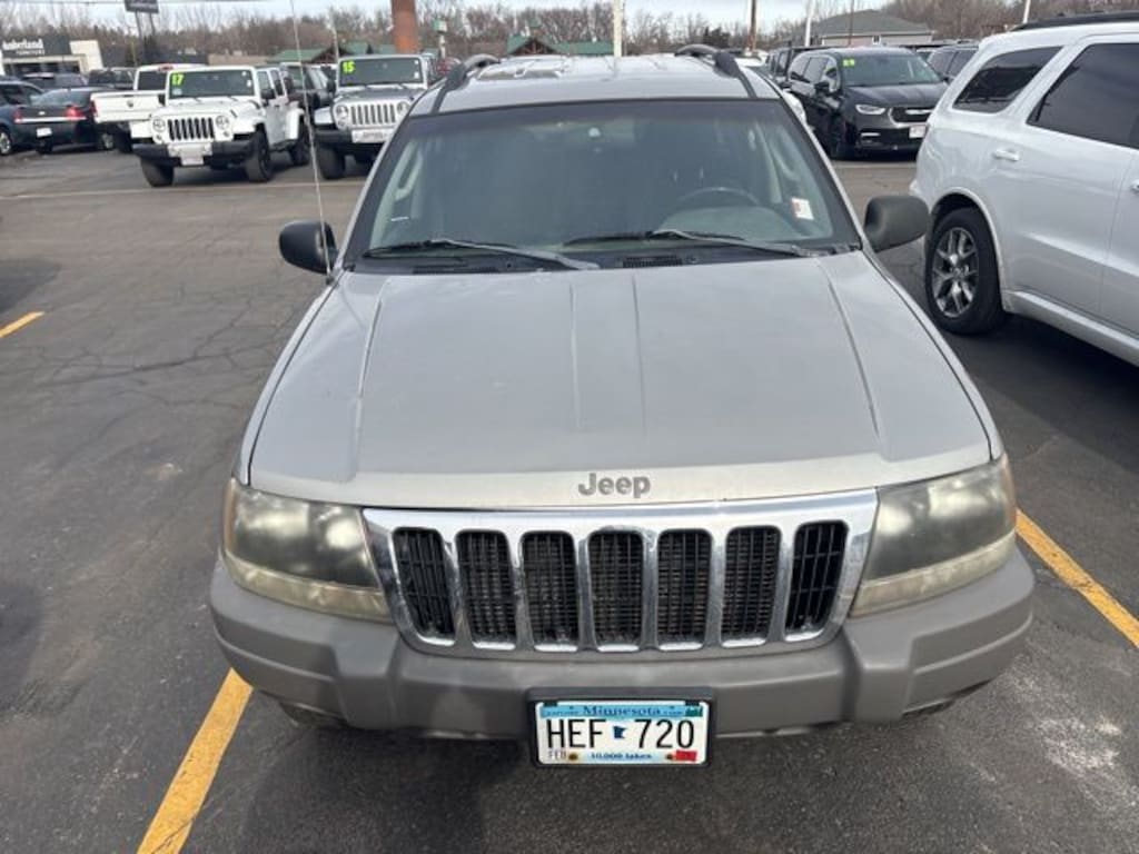 Used 2002 Jeep Grand Cherokee Laredo SUV