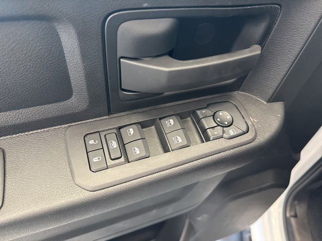 2026 RAM 2500 Tradesman - Photo 14