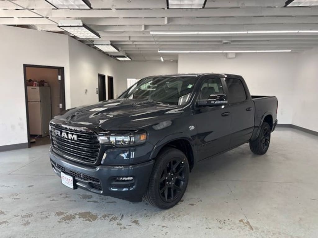 New 2026 Ram 1500 LARAMIE CREW CAB 4X4 5'7 BOX Pickup