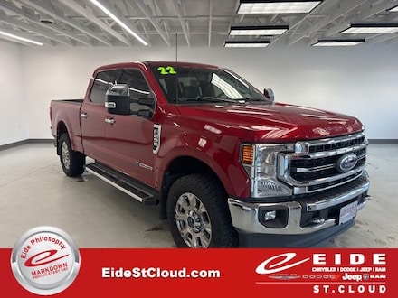 2022 Ford F-250SD Lariat Truck Crew Cab