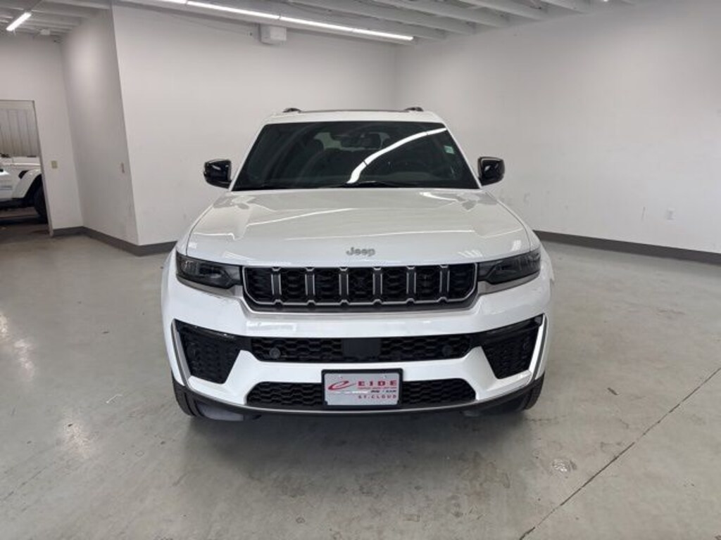New 2026 Jeep Grand Cherokee L LIMITED 4X4 Sport Utility