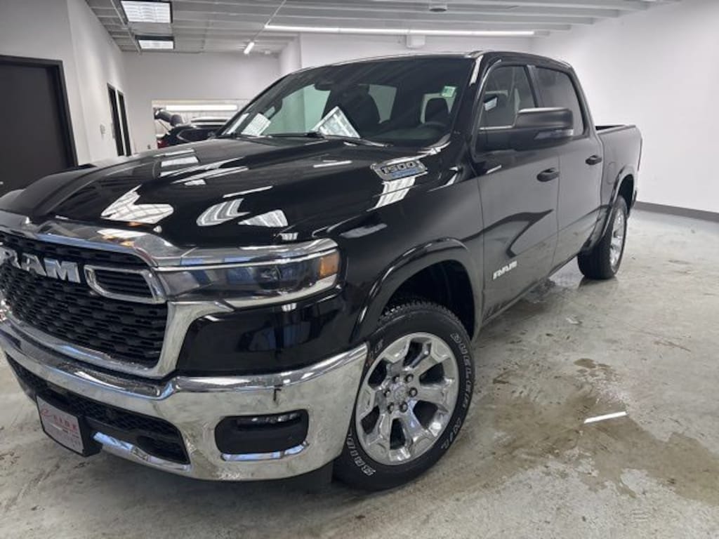 New 2026 Ram 1500 BIG HORN CREW CAB 4X4 5'7 BOX Pickup