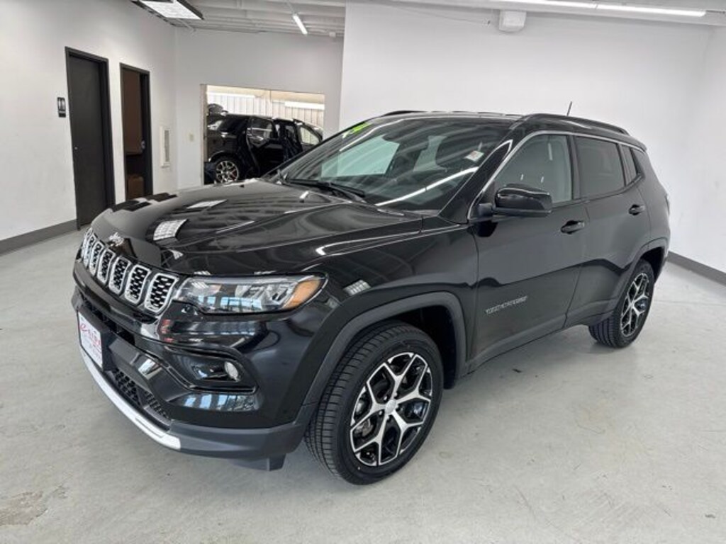 Used 2024 Jeep Compass Limited SUV