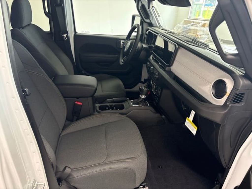 New 2026 Jeep Wrangler 4-DOOR SPORT S Sport Utility