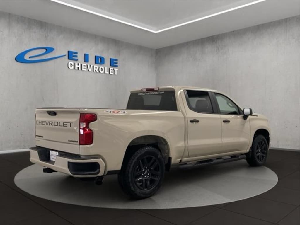 New 2026 Chevrolet Silverado 1500 Custom Truck