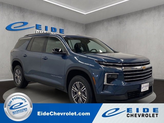 2026 Chevrolet Traverse LT's photo