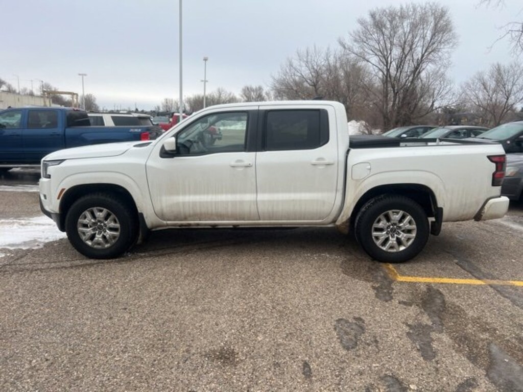 Used 2022 Nissan Frontier SV