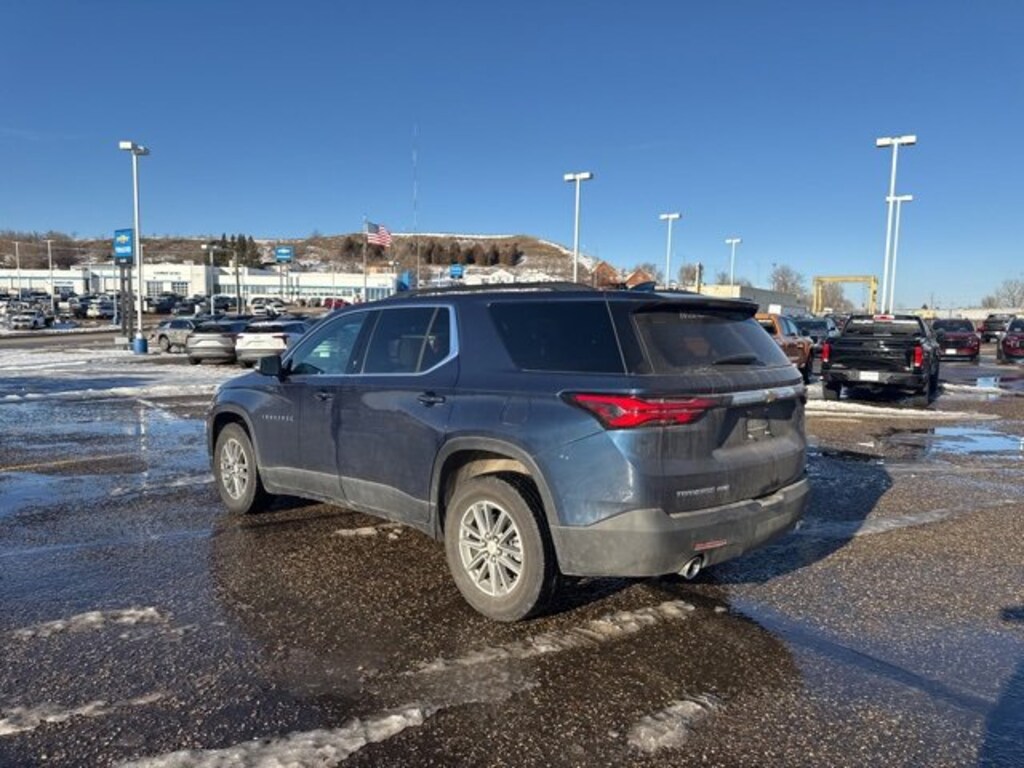 Used 2023 Chevrolet Traverse LT Cloth SUV