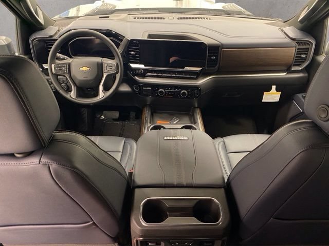 2026 Chevrolet Silverado 3500HD High Country - Photo 35