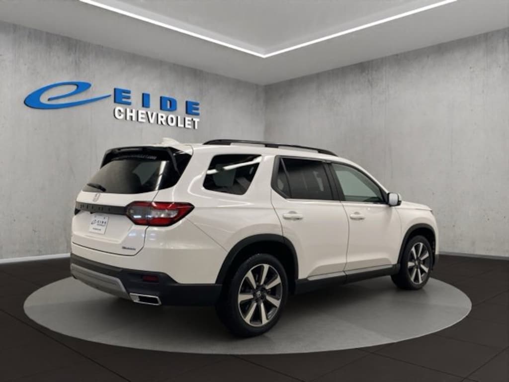 Used 2024 Honda Pilot Touring