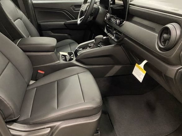 2026 Chevrolet Colorado Trail Boss - Photo 29