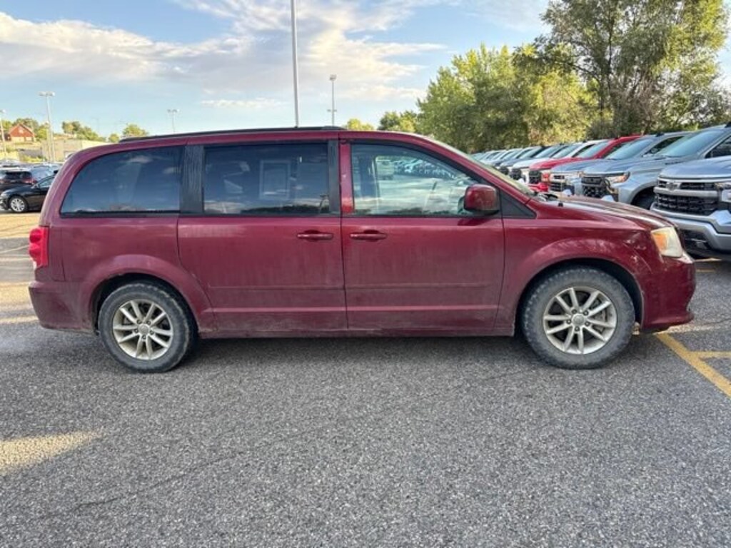 Used 2014 Dodge Grand Caravan SXT