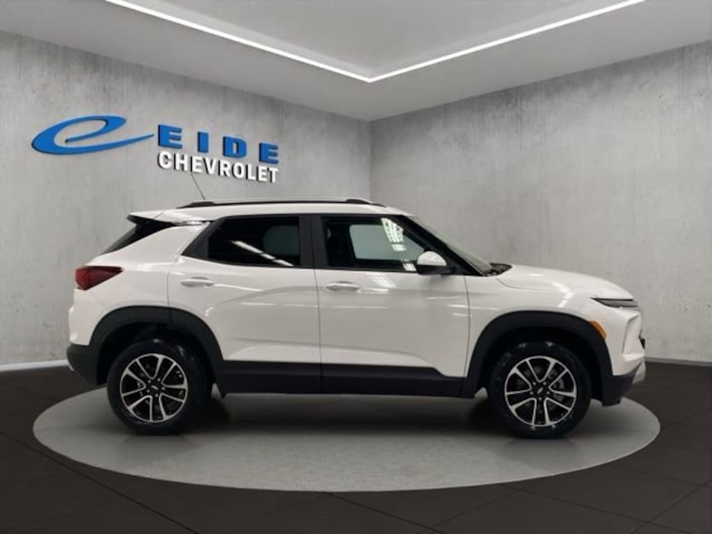 New 2026 Chevrolet Trailblazer LT SUV