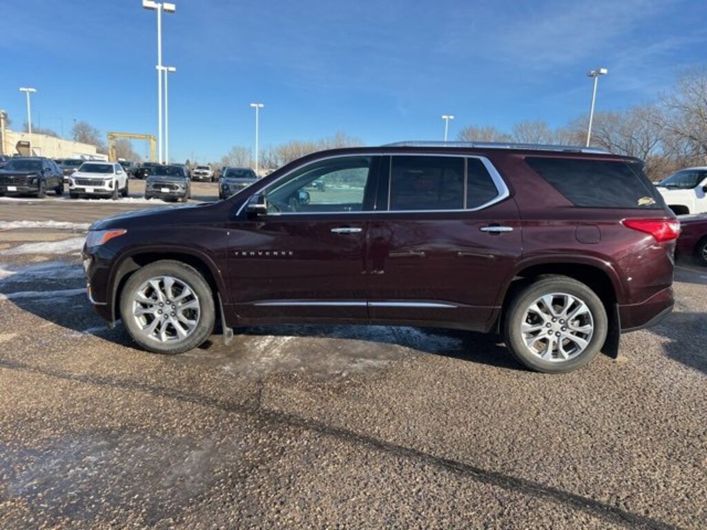 Used 2021 Chevrolet Traverse Premier SUV