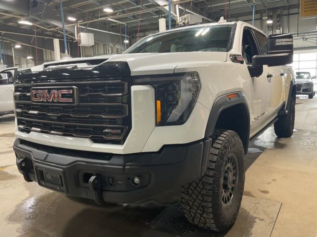 Used 2025 GMC Sierra 2500 HD AT4X Truck