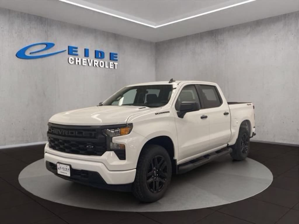 New 2026 Chevrolet Silverado 1500 Custom Truck
