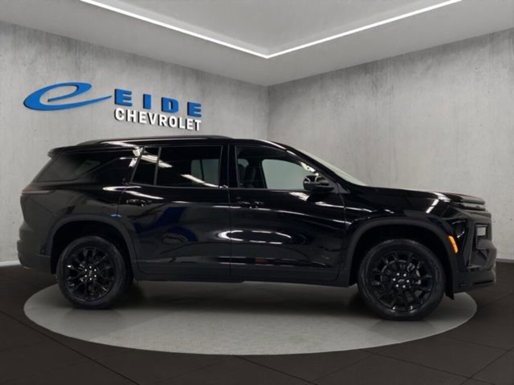 New 2026 Chevrolet Traverse LT SUV