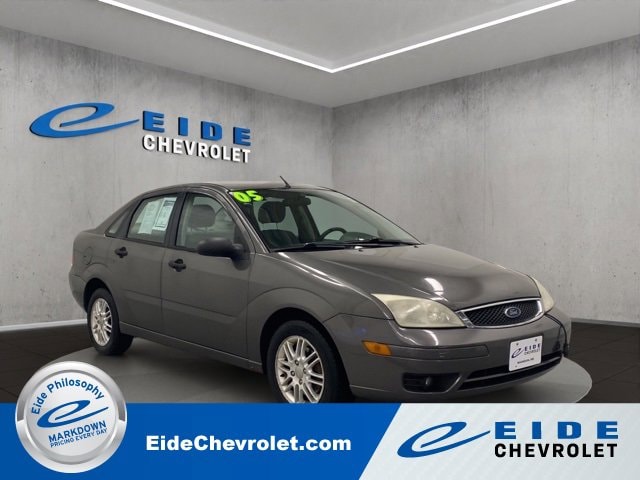 2005 Ford Focus ZX4 S's photo