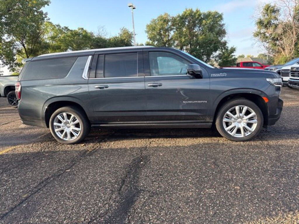 Used 2021 Chevrolet Suburban High Country SUV
