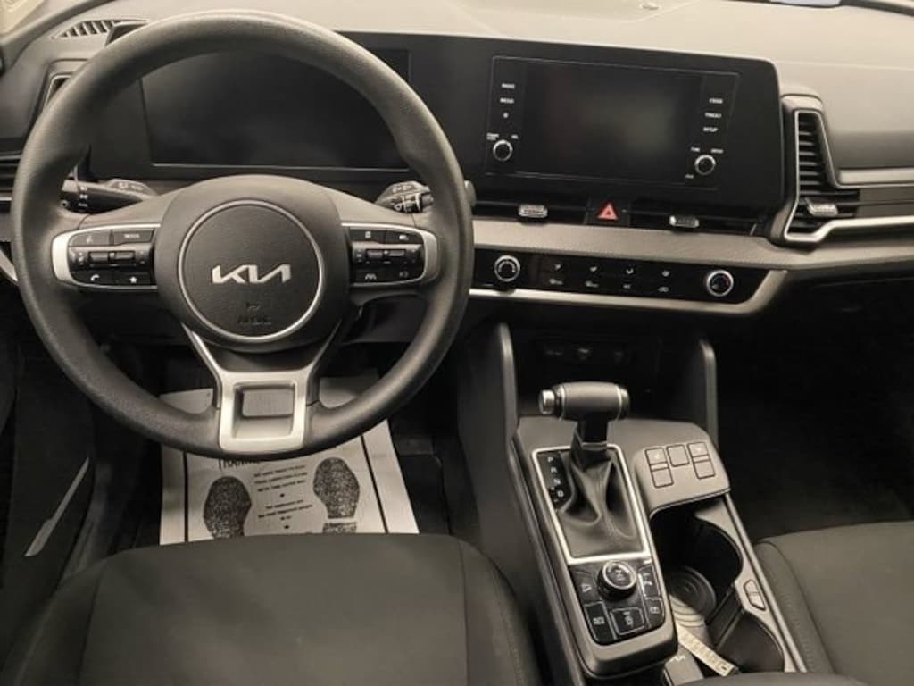 Used 2024 Kia Sportage LX