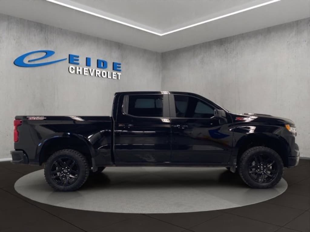 Used 2025 Chevrolet Silverado 1500 LT Trail Boss Truck