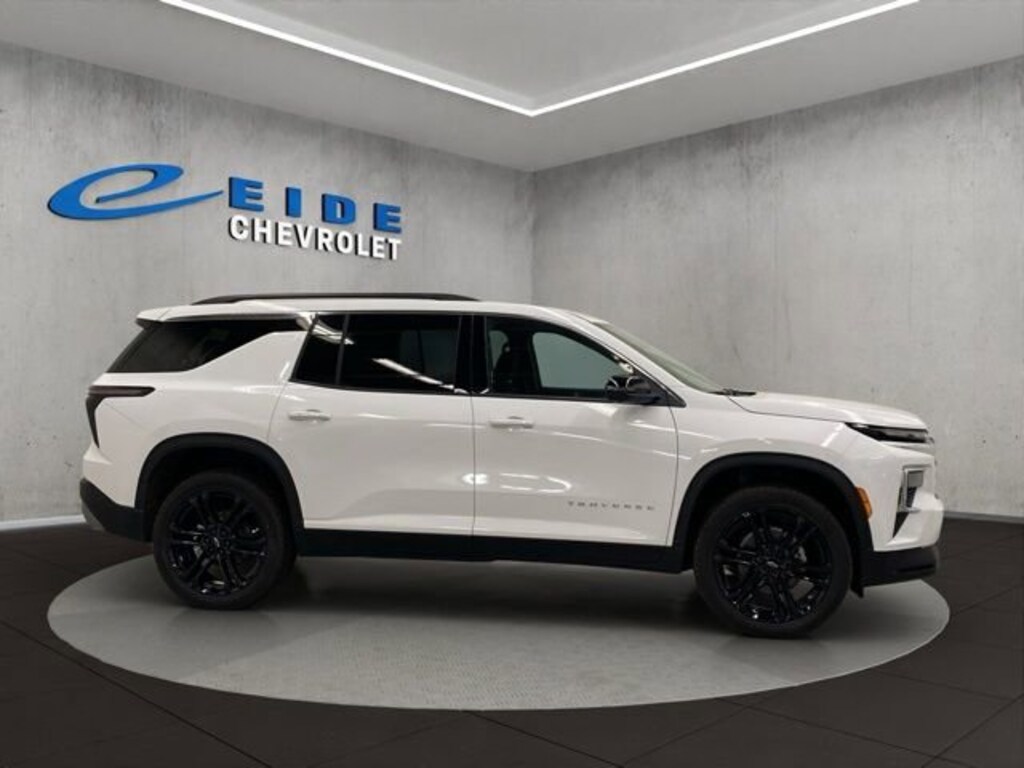New 2026 Chevrolet Traverse LT SUV