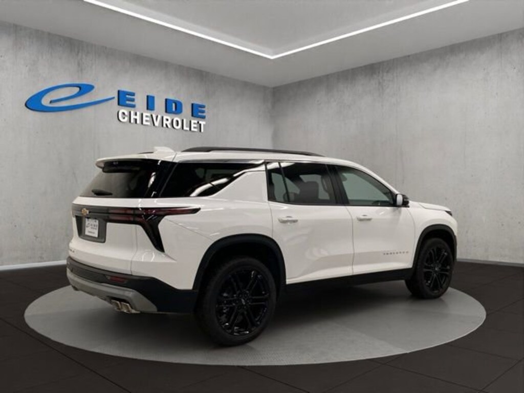 New 2026 Chevrolet Traverse LT SUV