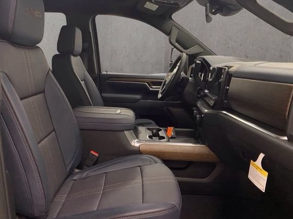2026 Chevrolet Silverado 3500HD High Country - Photo 24