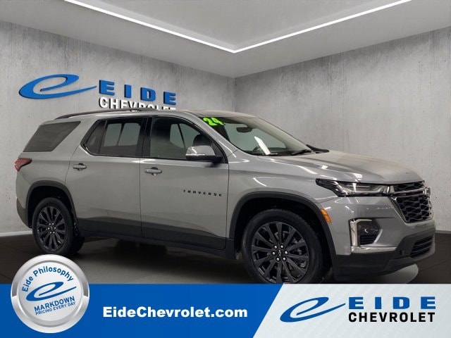 2024 Chevrolet Traverse Limited RS's photo