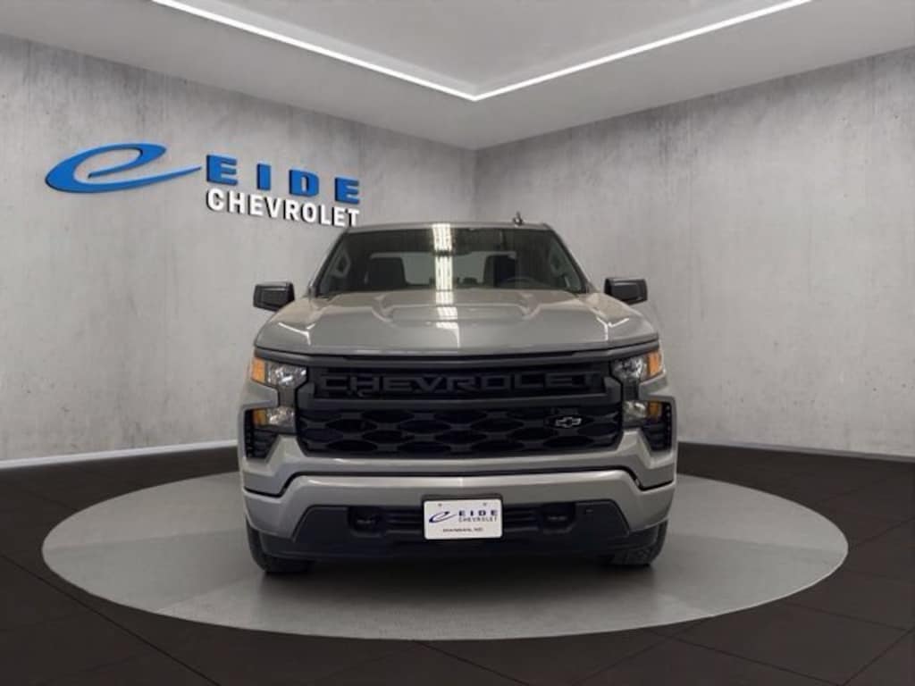 New 2026 Chevrolet Silverado 1500 Custom Truck