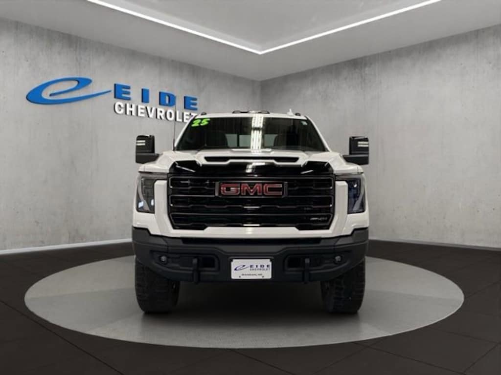 Used 2025 GMC Sierra 2500 HD AT4X Truck