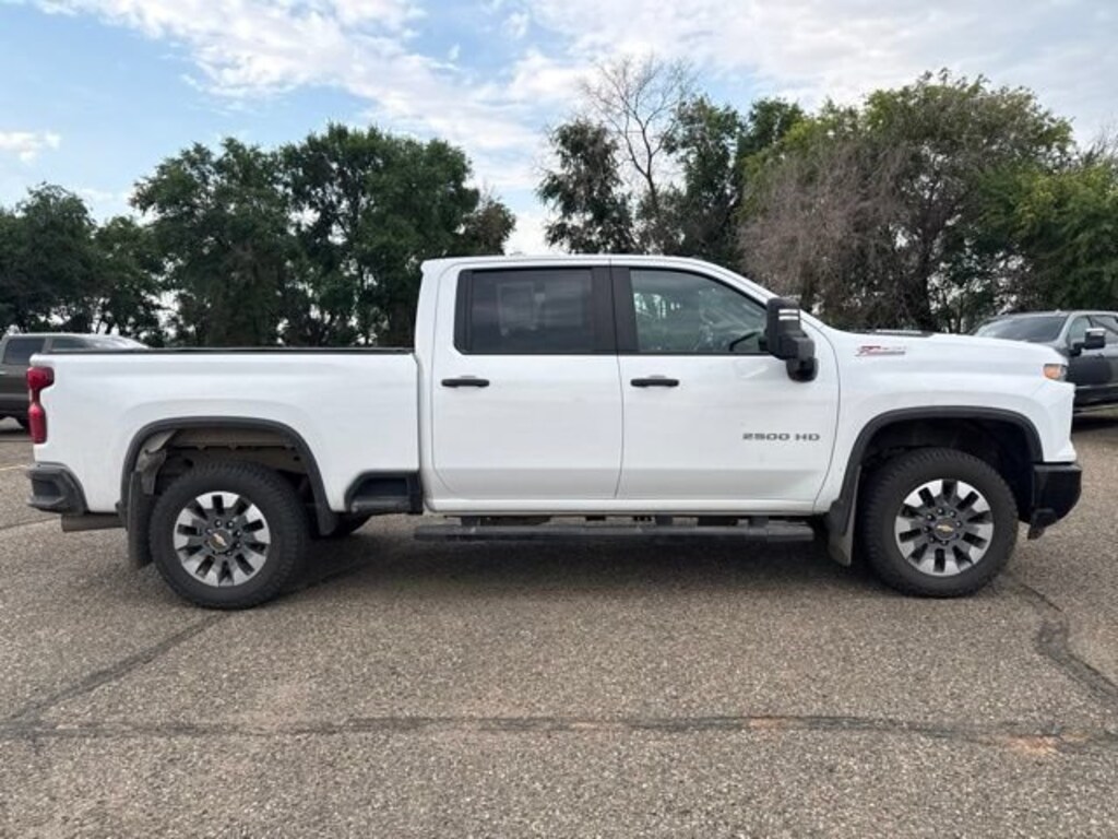 Used 2024 Chevrolet Silverado 2500 HD Custom Truck