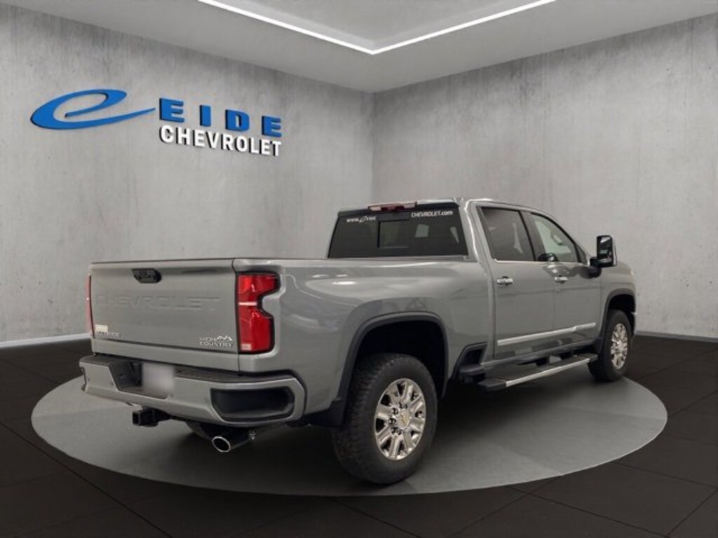 New 2026 Chevrolet Silverado 3500 HD High Country Truck