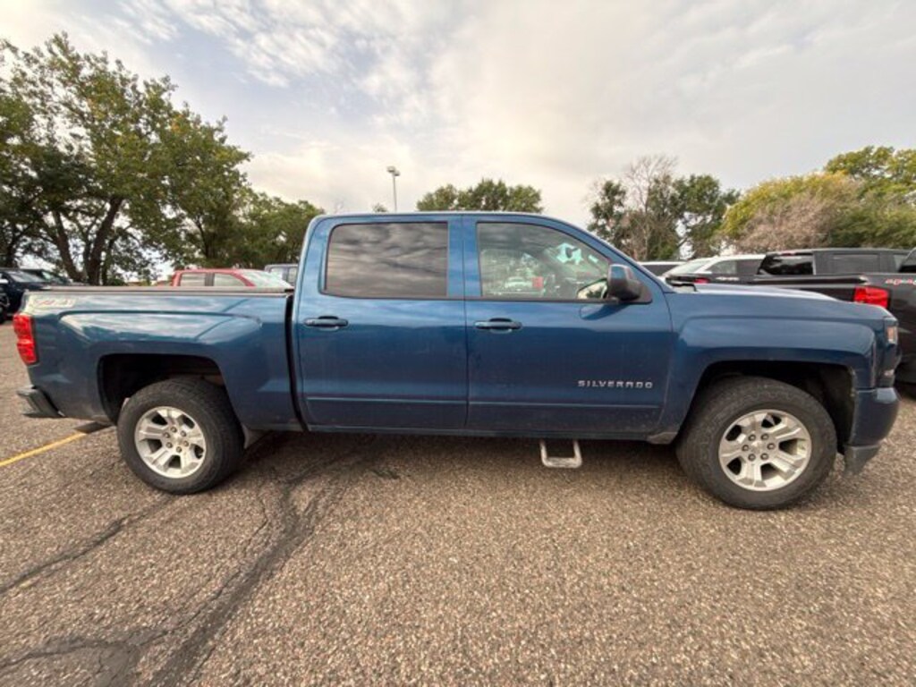 Used 2017 Chevrolet Silverado 1500 LT Truck