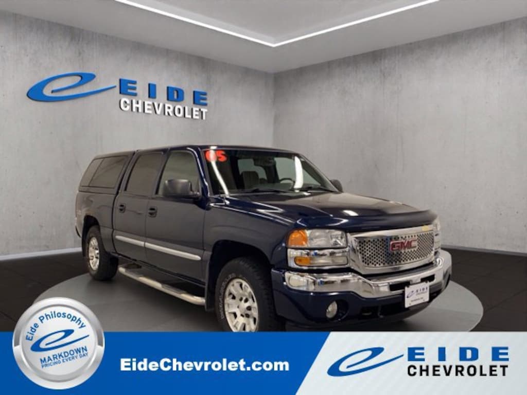 Used 2005 GMC Sierra 1500 SLE Truck