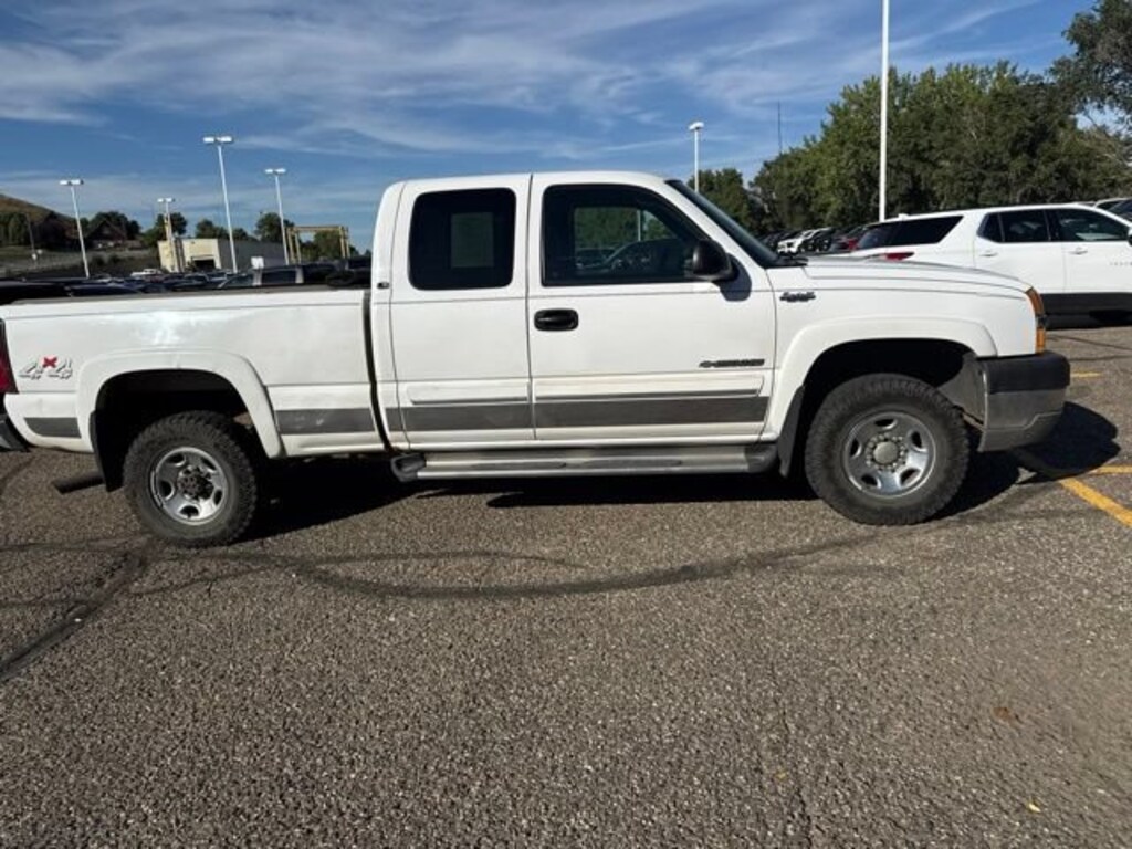 Used 2004 Chevrolet Silverado 2500 HD LS Truck
