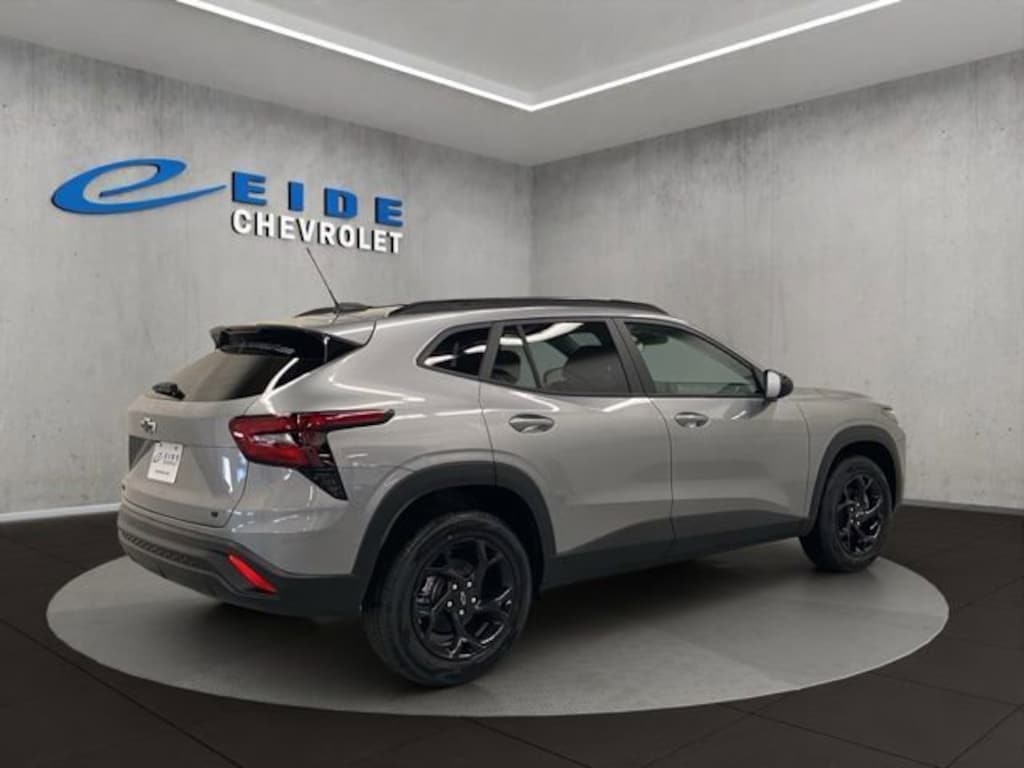 New 2026 Chevrolet Trax LT SUV
